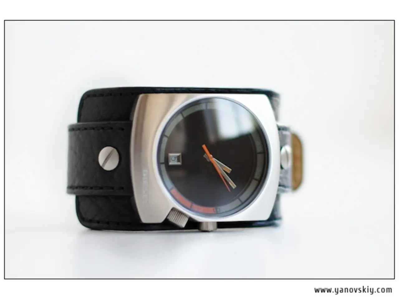 Known as the leading strap manufacturer in the watch industry, Jean Rousseau explained the reasons...