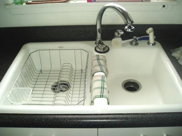 Techniques for Spotlessly Cleaning and Eliminating Stains on White Sinks
