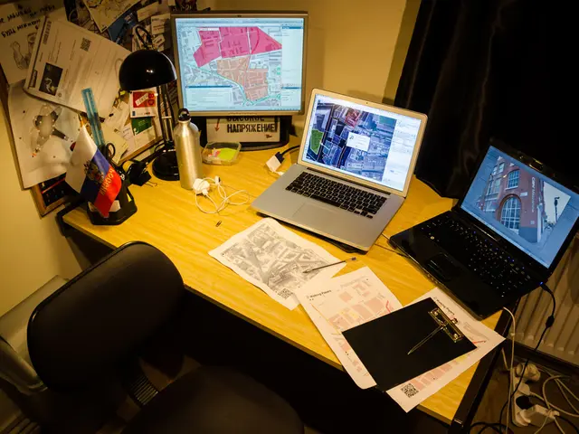 14 Practical Items for Those Constantly Engaged with a Computer Screen