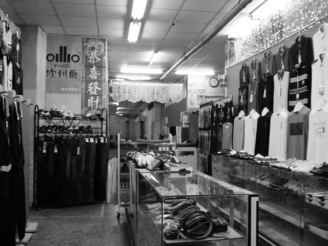 Organizing a Clothes Trading Event: A Step-by-Step Guide