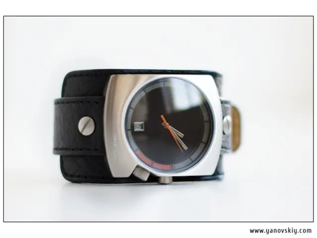 Repairing an 8-day mechanical movement clock by Seth Thomas