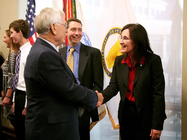 Ten-year progress of the Marijampole labor group, now steering toward a fresh trajectory