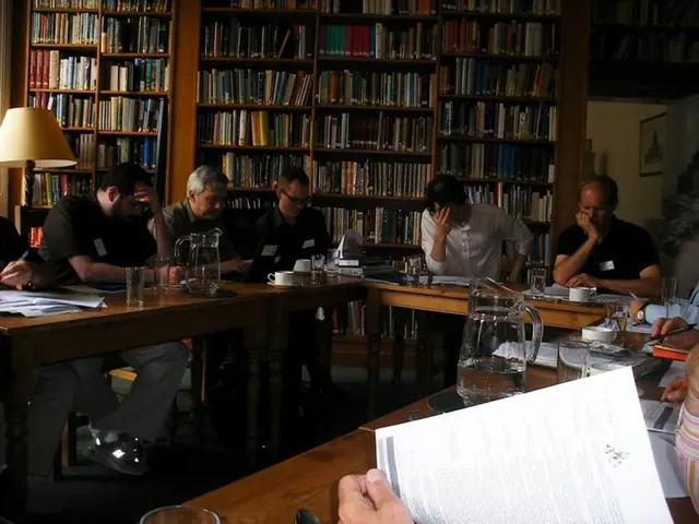 Modern Table Lamp Merges Heritage, Technology, and Streamlined Elegance: Delite 2.0