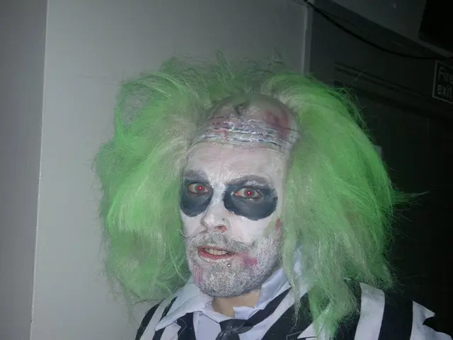 Simple, Homemade Halloween Costumes You Can Create Yourself