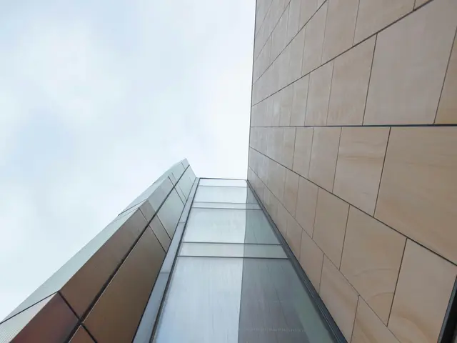 Paint artificial blooms with any hue swiftly using spray paint.