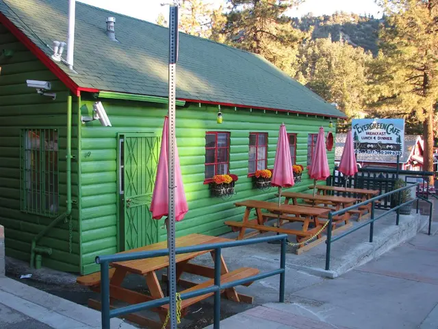 Uk's Top 26 Oak Frame Homes Showcased - Featuring Britain's Initial Oak Frame Passivhaus and a...