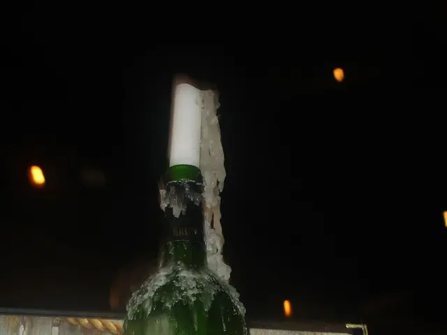 Design a Chic and Contemporary Pop-up Menu: Jack-in-the-box Style Menu