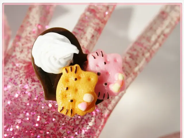 Create a Valentine Craft Featuring Flamingos