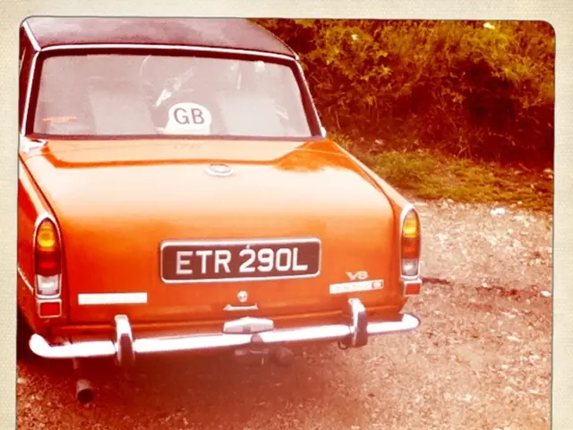 Navigating Miami's Climate Challenges: Mastery of Vehicle JuMP-starts